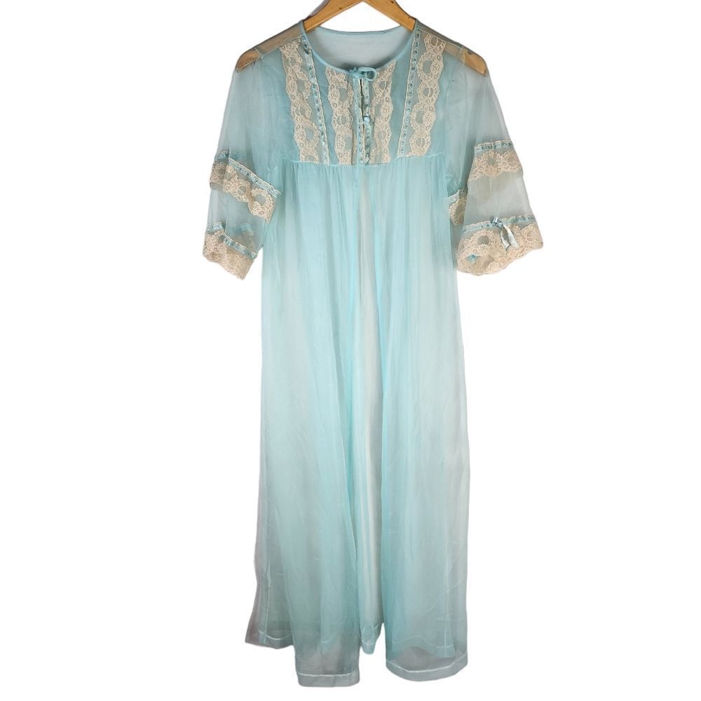 Top Form Vintage 60s Baby Blue Lace Trim Peignoir Style Nightgown